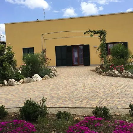 Agriturismo Mele Bauernhof